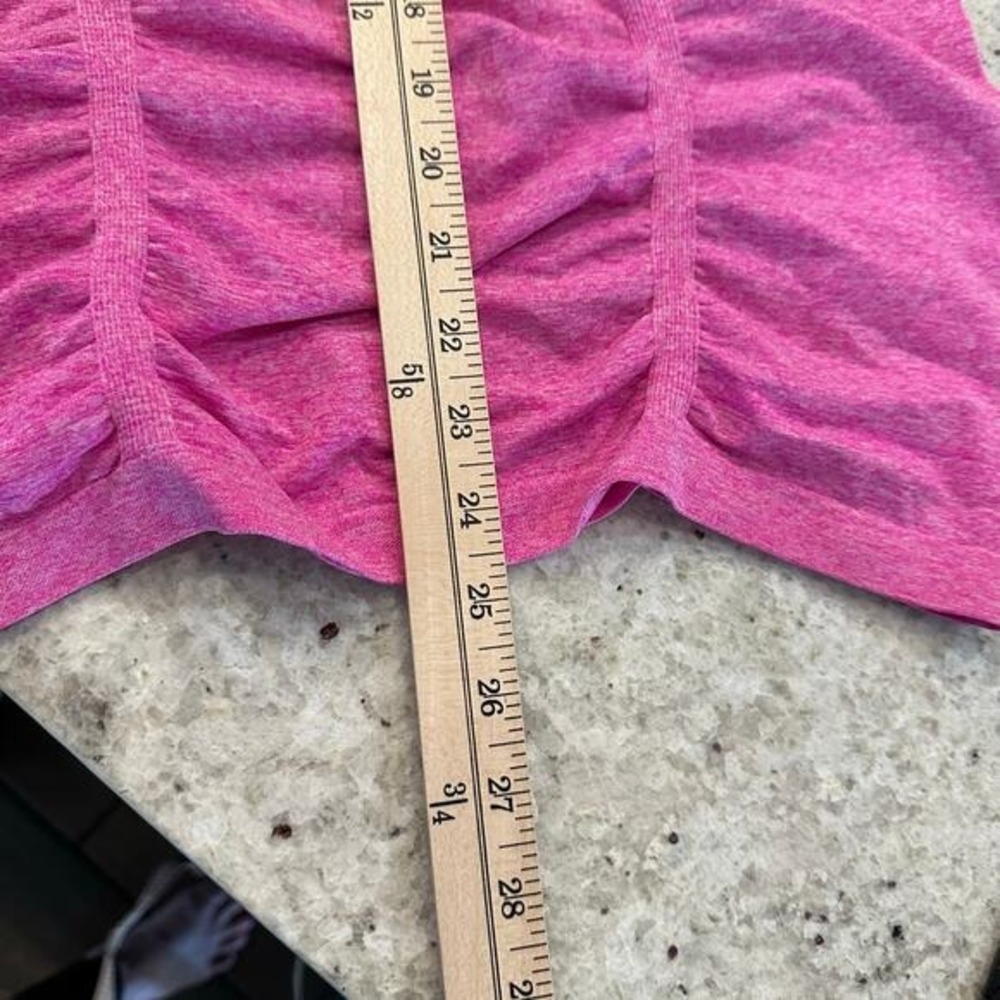 Athleta pink tank athletic shirt.‎ Size small - Picture 4 of 5